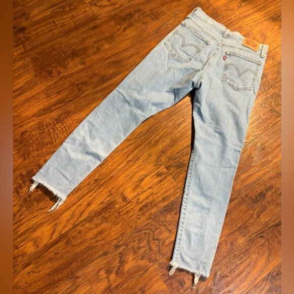 Distressed Light Blue Jeans - Picture 6 of 6